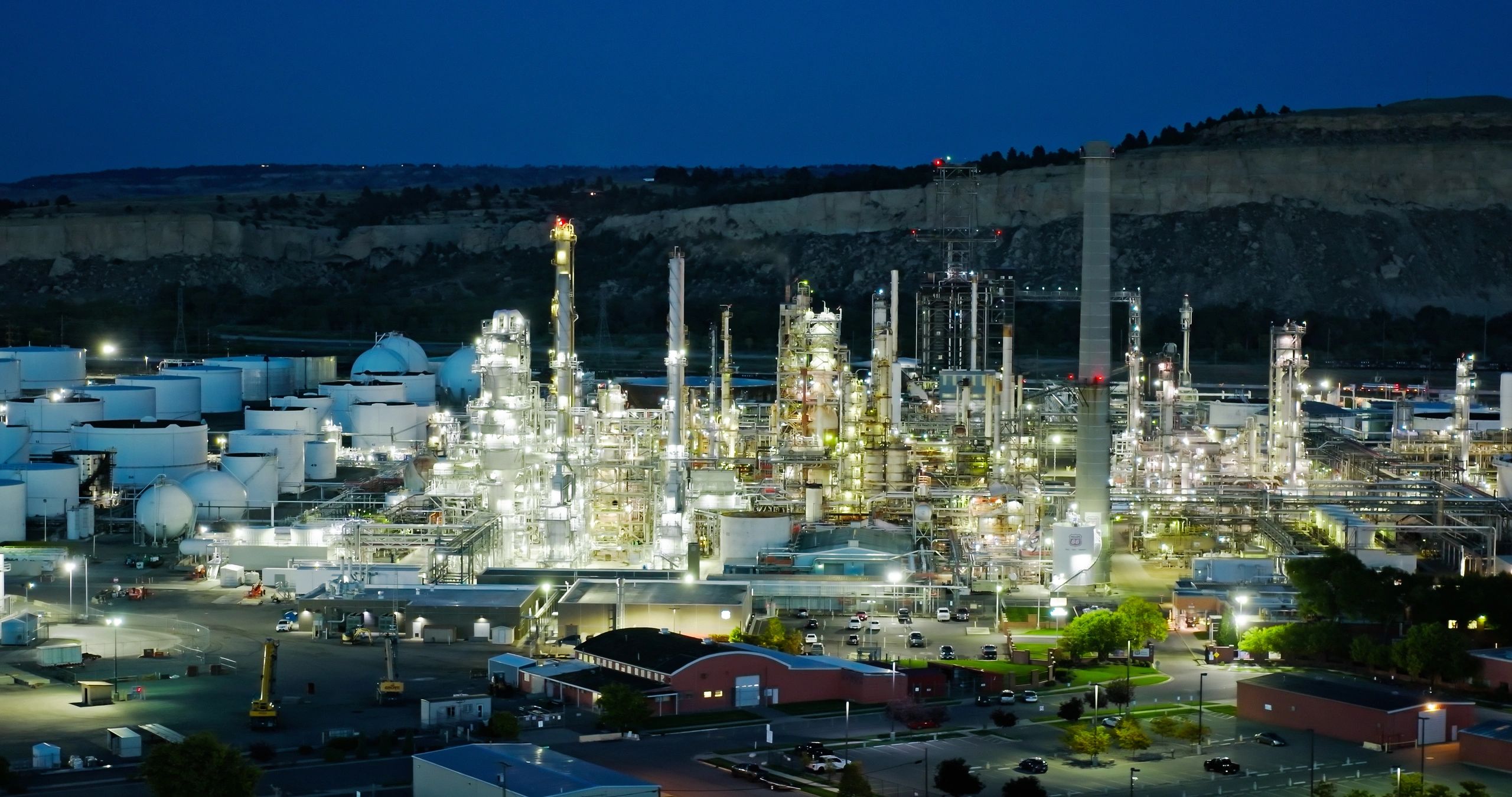 Industrial chemical manufacturing facility